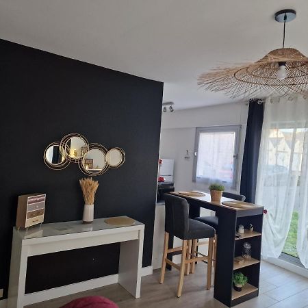Studio Guerande Luaran gambar