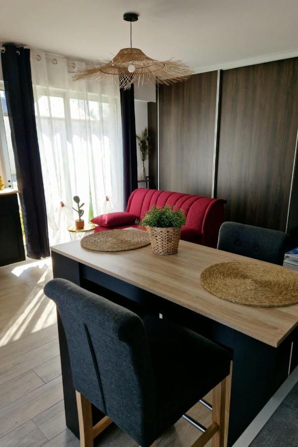 Studio Guerande Luaran gambar